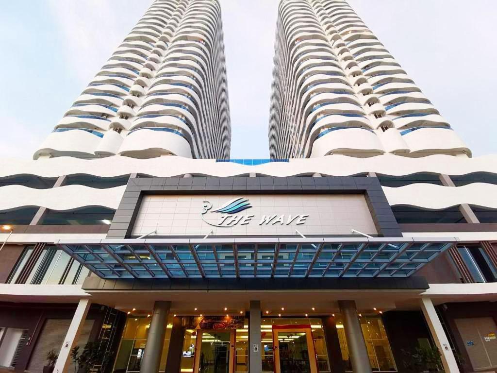 The Wave Melaka 4-6 Pax 5Mins To Jonker Apartment Luaran gambar